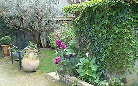 Arles les Alyscamps